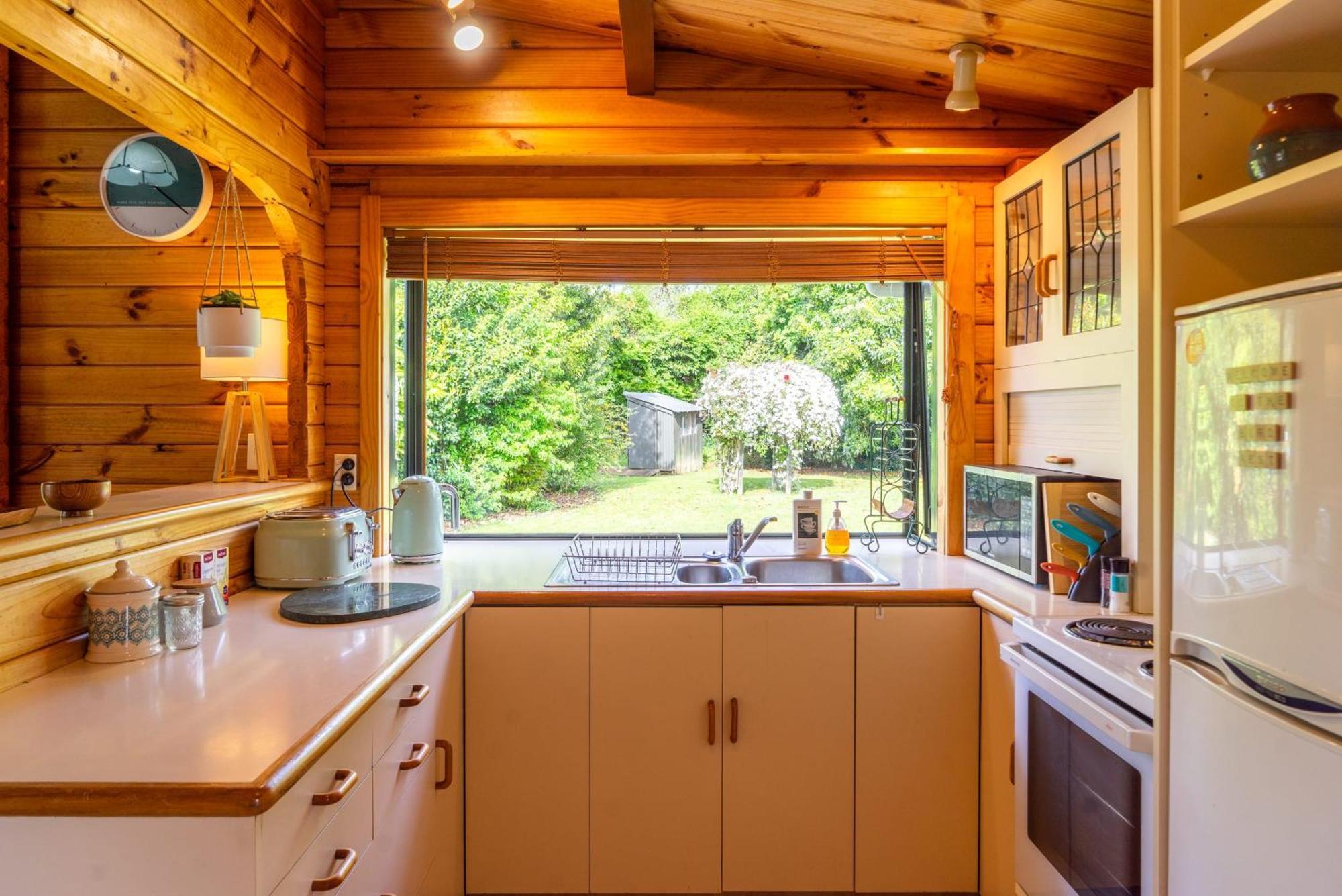 The Birds Nest - Nestled Hideaway Villa Takaka Exterior photo